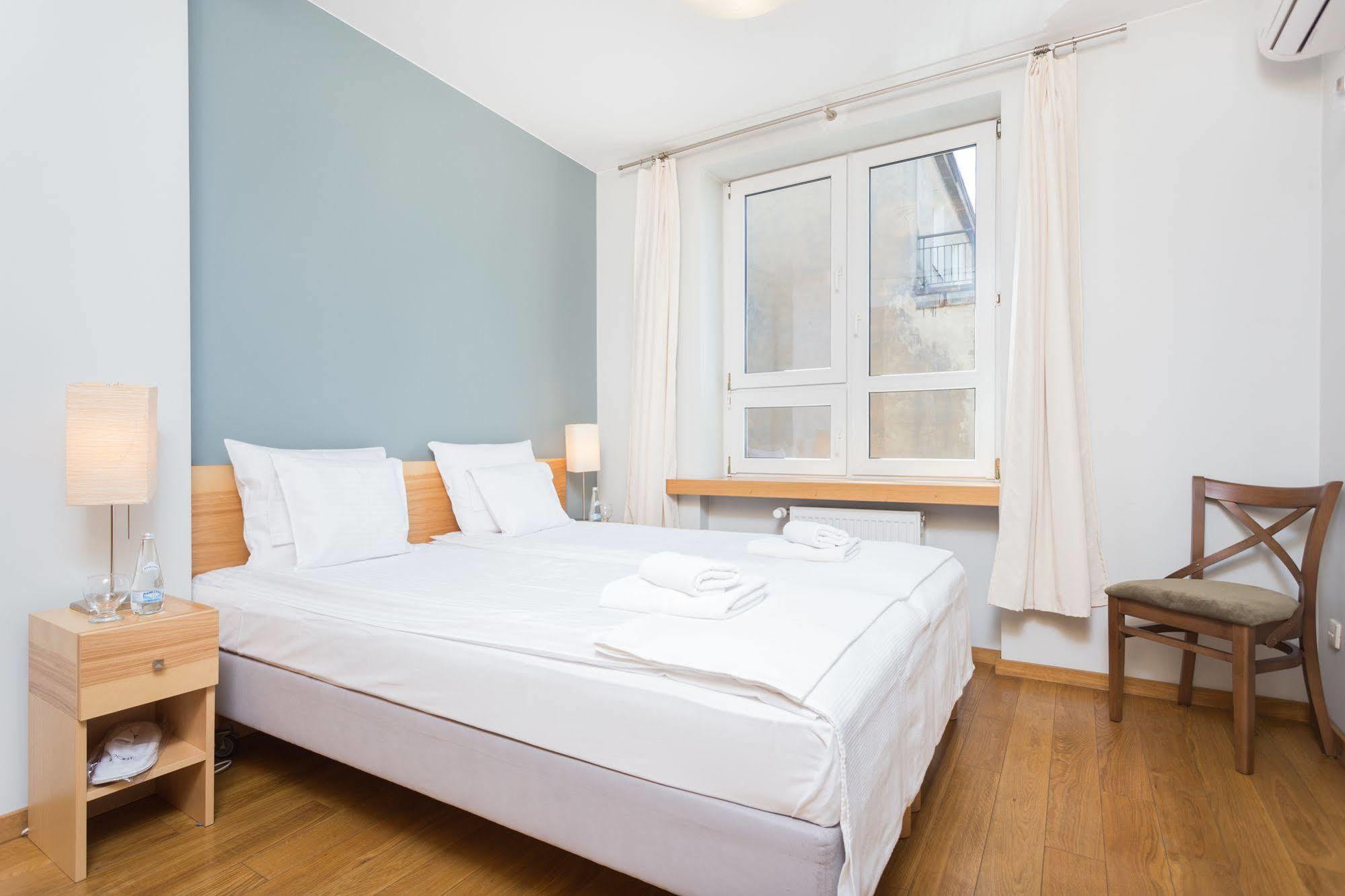 Inpoint Old Town Szeroka Apartments クラクフ エクステリア 写真